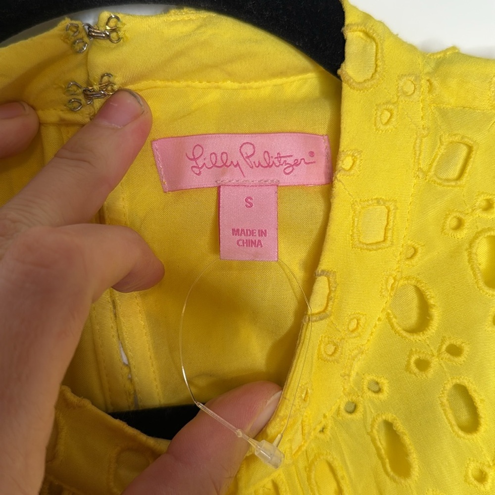 Lilly Pulitzer Indira Eyelet Swing Dress in Lemon- Small - Picture 6 of 10
